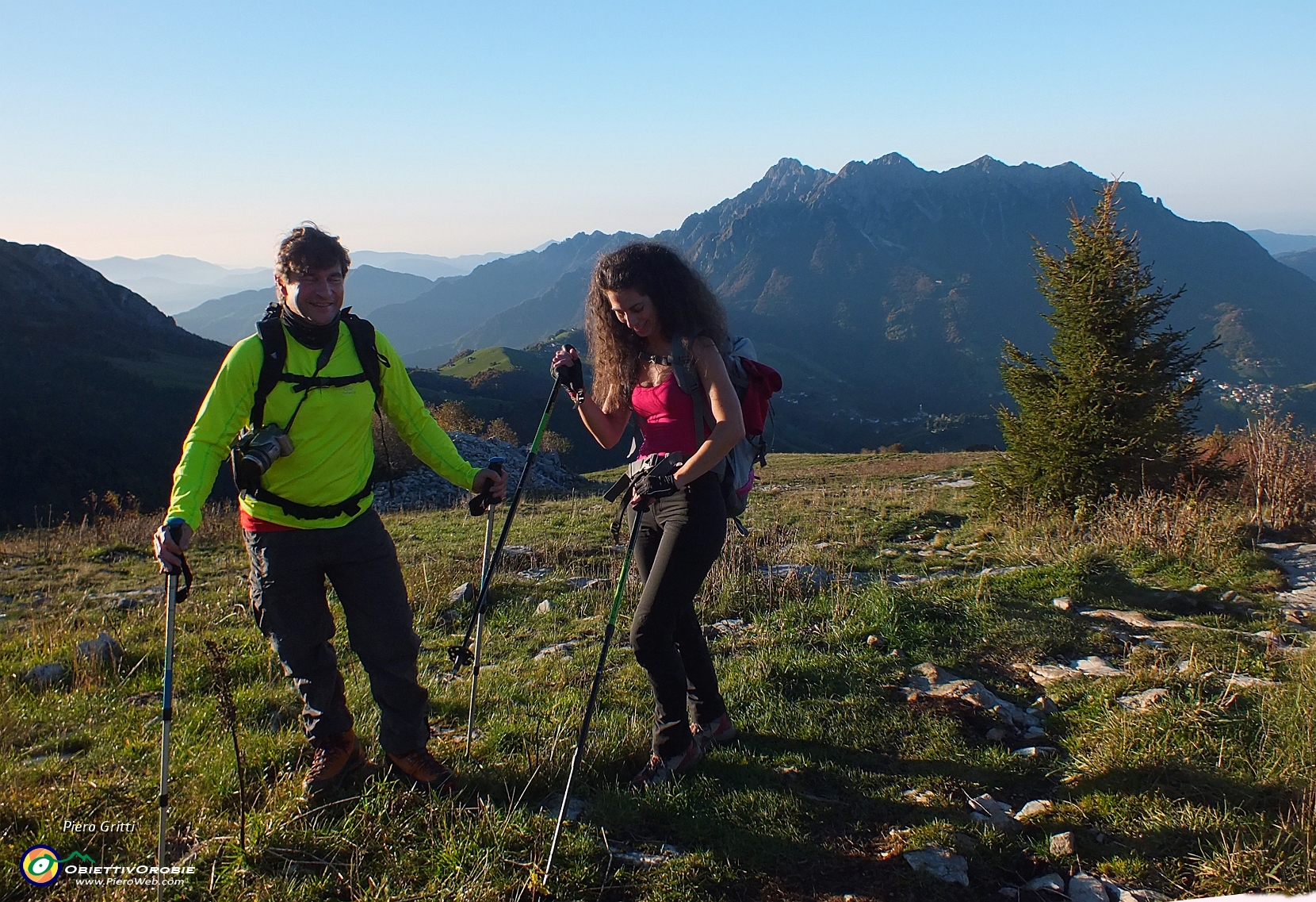 03 Salendo in Alpe Arera....JPG